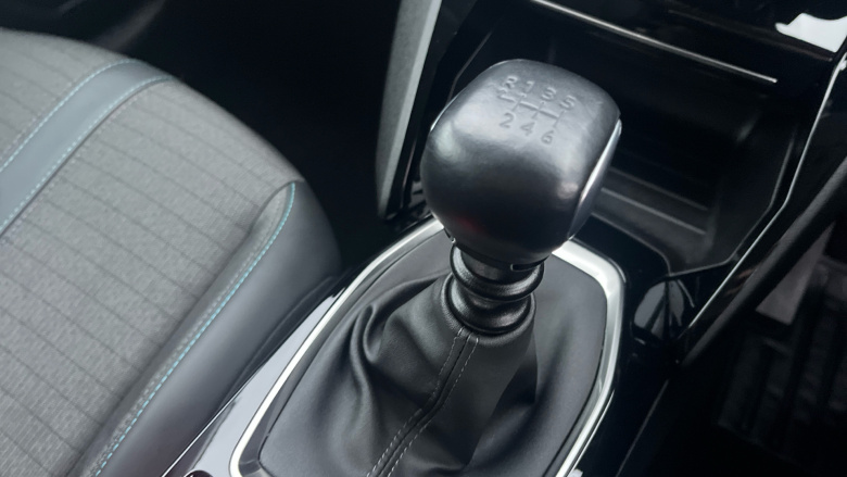 Peugeot 208 1.2 PureTech 100 Allure Premium + 5dr Petrol Hatchback